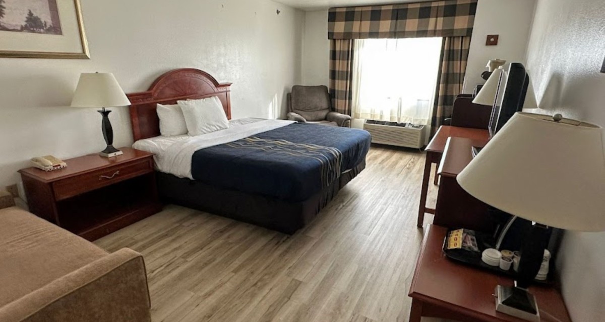 Standard King Room